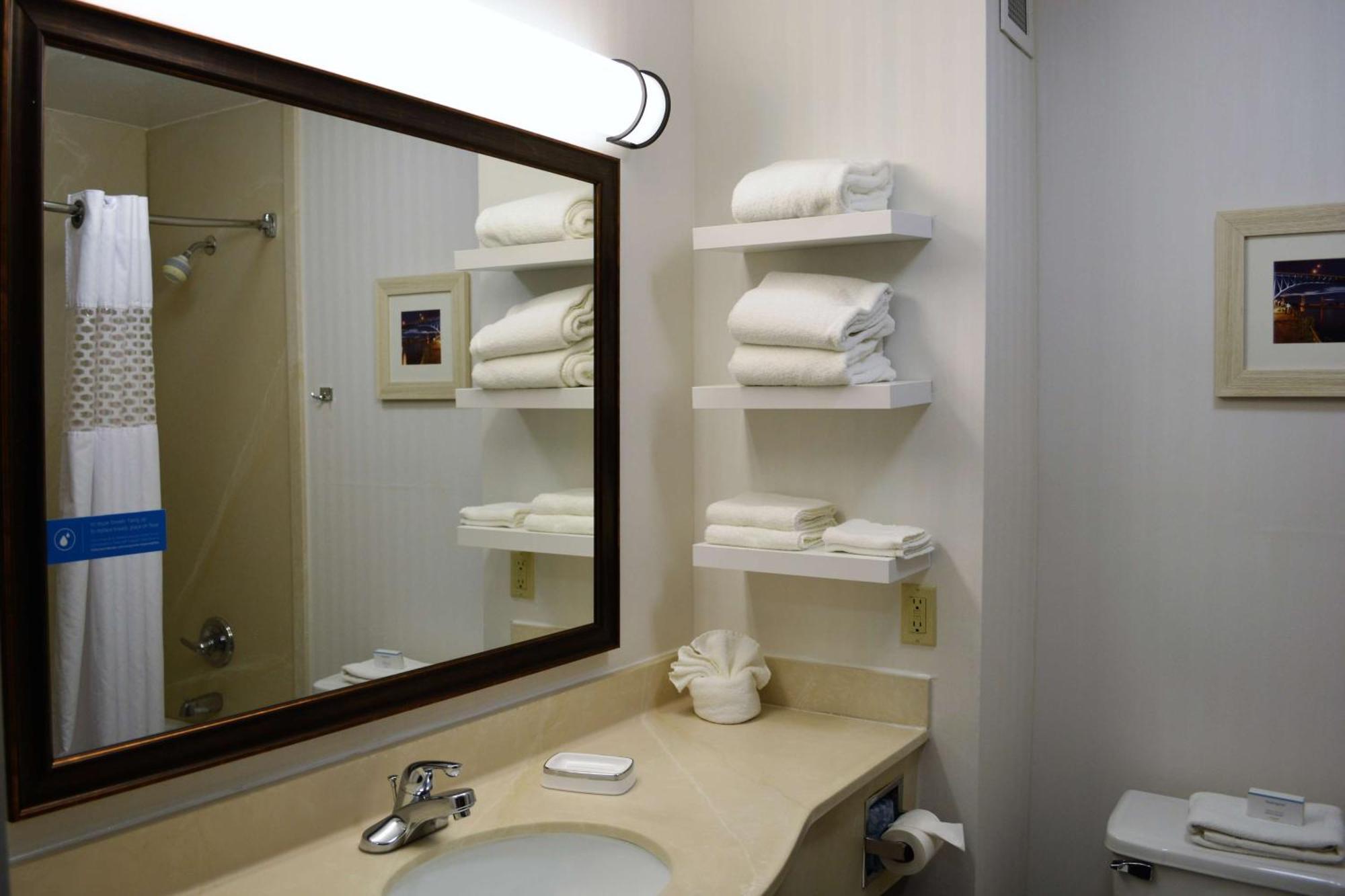 Comfort Inn, Cleveland South - Richfield Exteriér fotografie