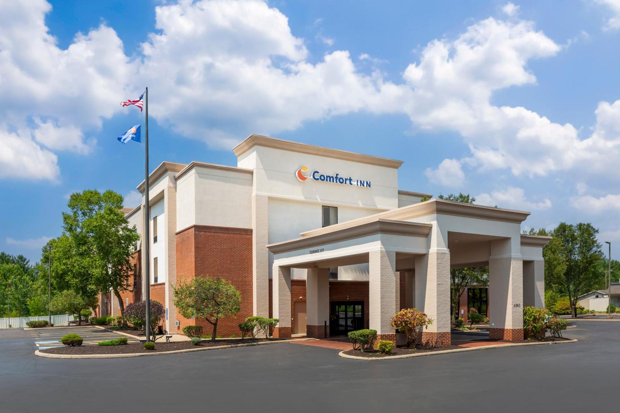 Comfort Inn, Cleveland South - Richfield Exteriér fotografie